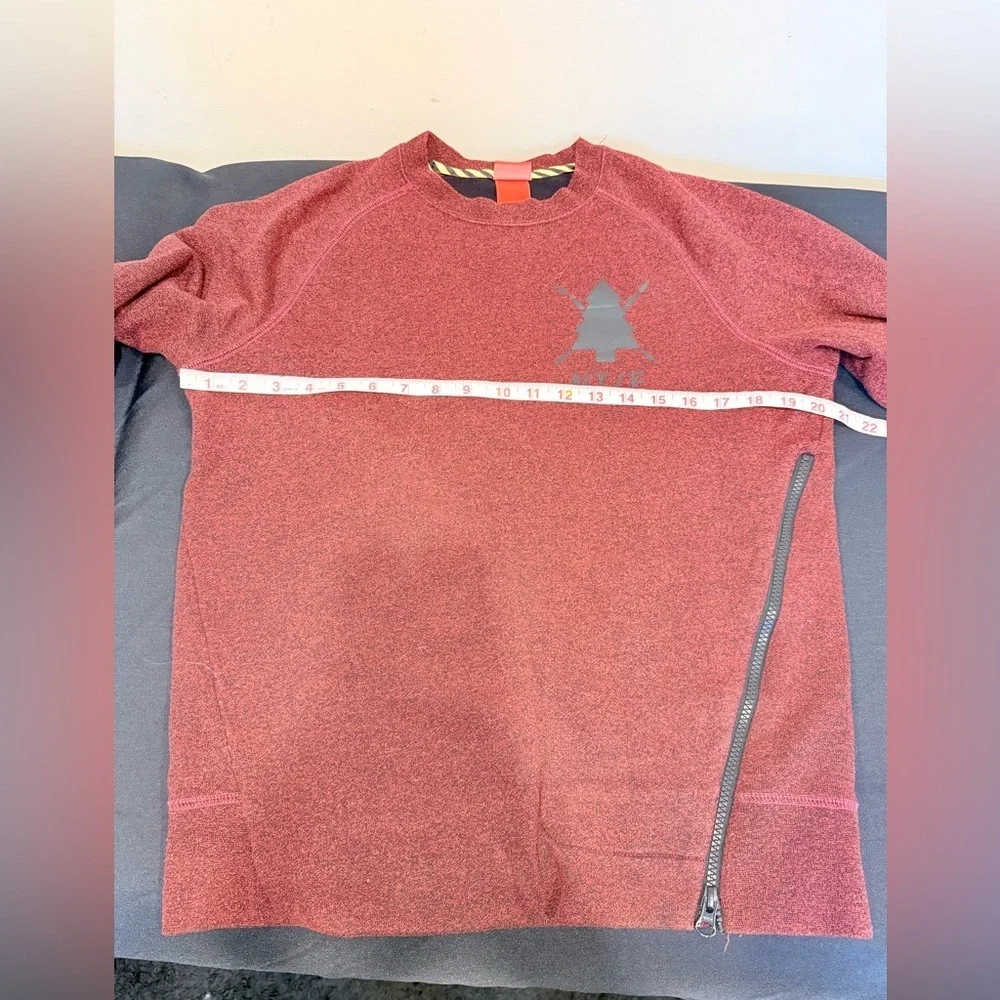 🔥Nike Women’s Red Sweatshirt with Graphic Design Like New Sz S🔥